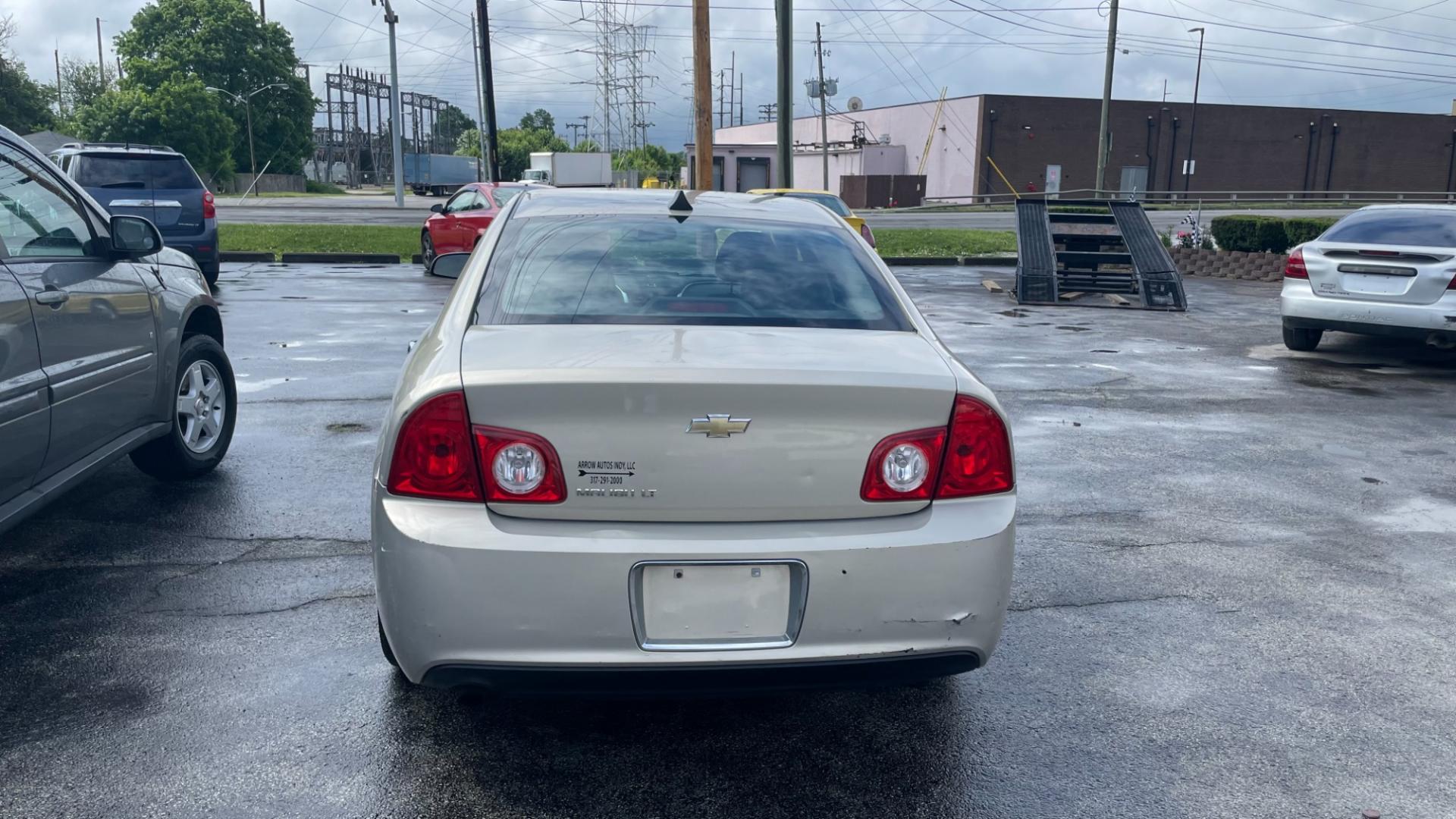 2012 Gold /GRAY Chevrolet Malibu 1LT (1G1ZC5E0XCF) with an 2.4L L4 DOHC 16V engine, 6-Speed Automatic transmission, located at 2710A Westlane Rd., Indianapolis, IN, 46268, (317) 291-2000, 39.885670, -86.208160 - Photo#6